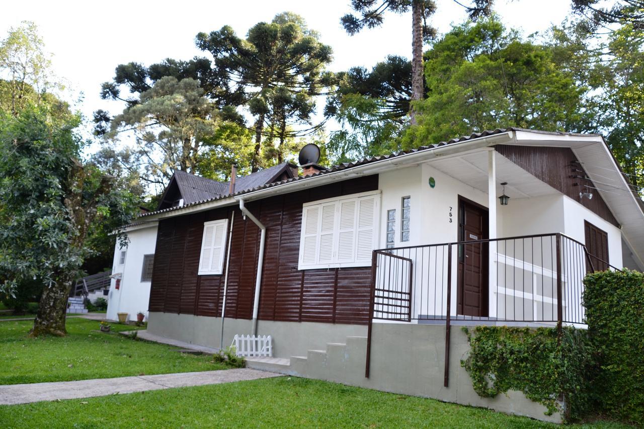 Hotel Pousada Dos Pinheiros Канела Екстериор снимка